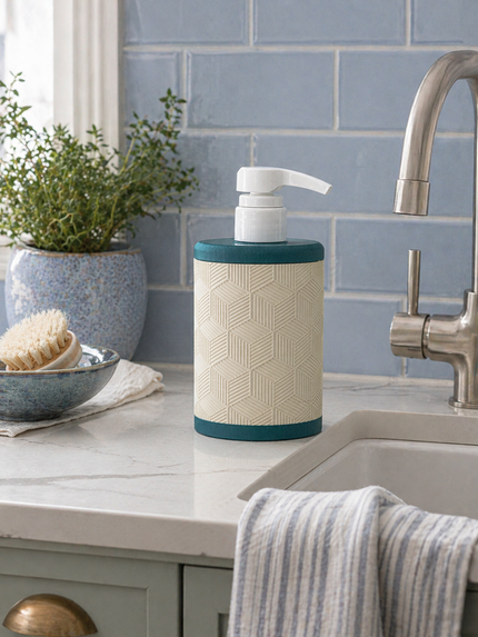 Kitchen & Bathroom Soap Dispenser – Modern Home Decor Essential